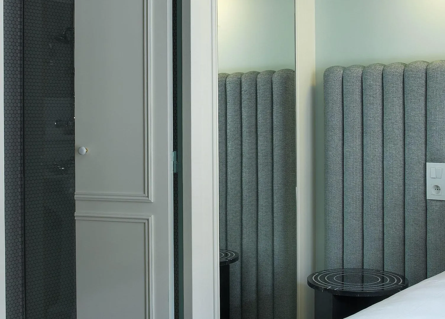 פריז Hotel Bachaumont
