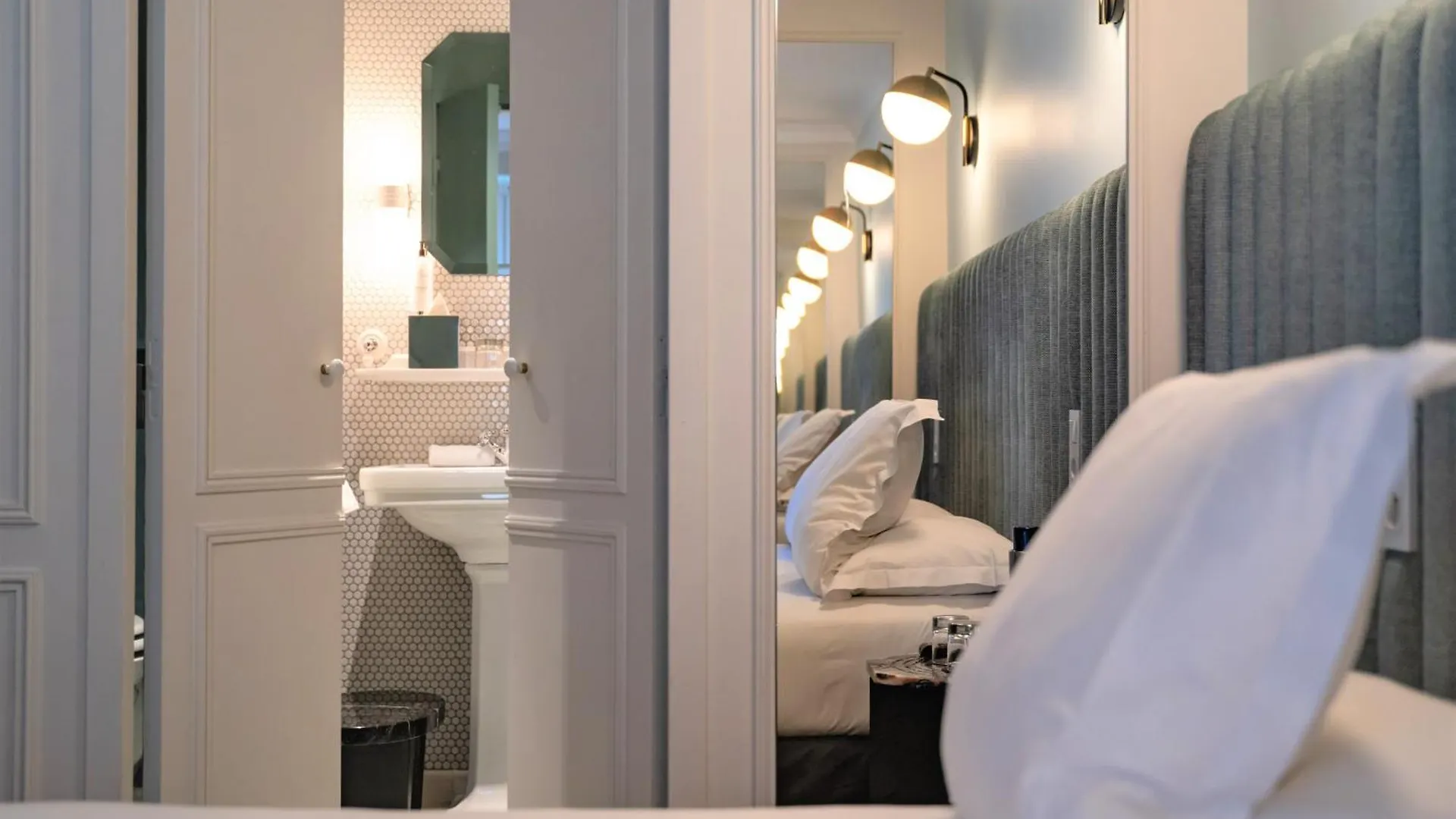 פריז Hotel Bachaumont