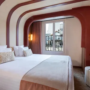 4* Hotel Sacha
